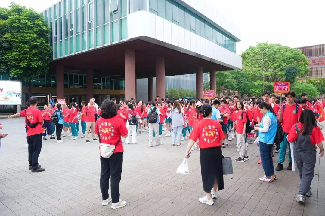 百日冲刺燃热血,东实少年战中考!初三学子中考誓师高燃现场 第1张