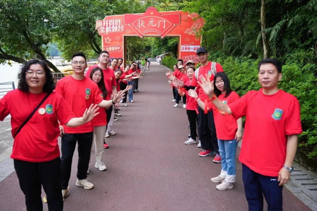 百日冲刺燃热血,东实少年战中考!初三学子中考誓师高燃现场 第51张