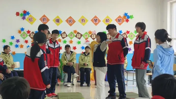 党建引领 逐梦中考 | 心有暖阳 为梦护航 财落学校九年级师生心理团建活动 第8张