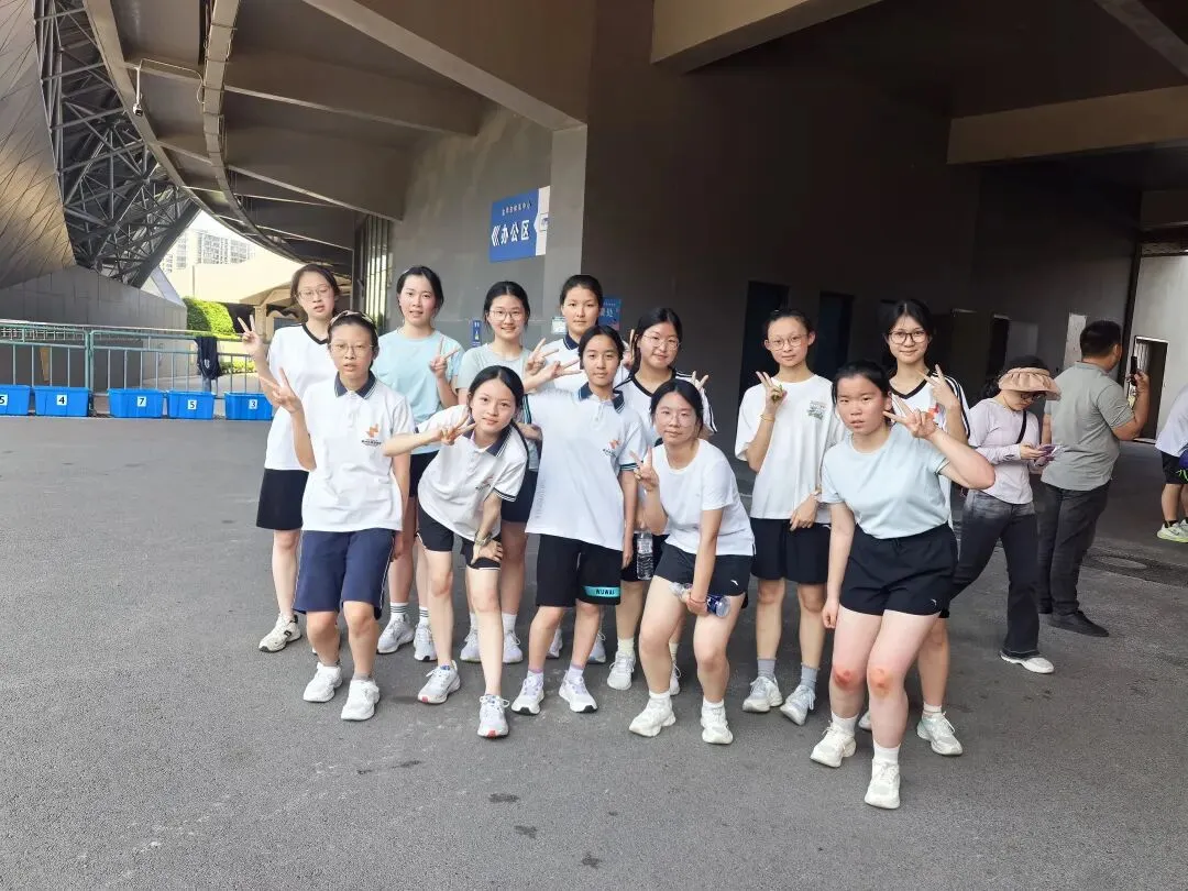 体育中考揪心又暖心的一天,感恩孩子勇敢前行 第2张