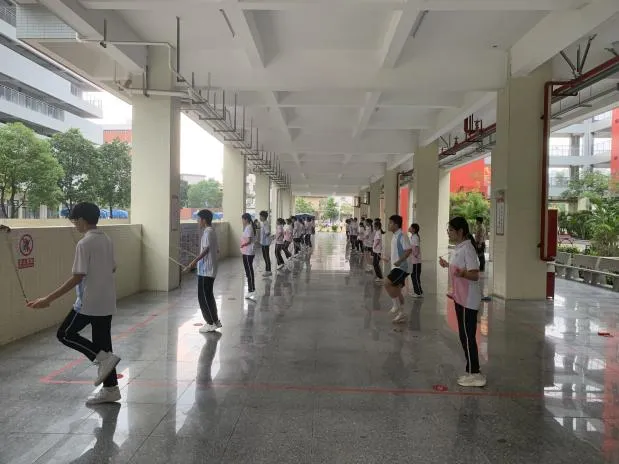 绳彩飞扬,逐梦中考|我校初三跳绳专项模拟测试圆满落幕 第1张