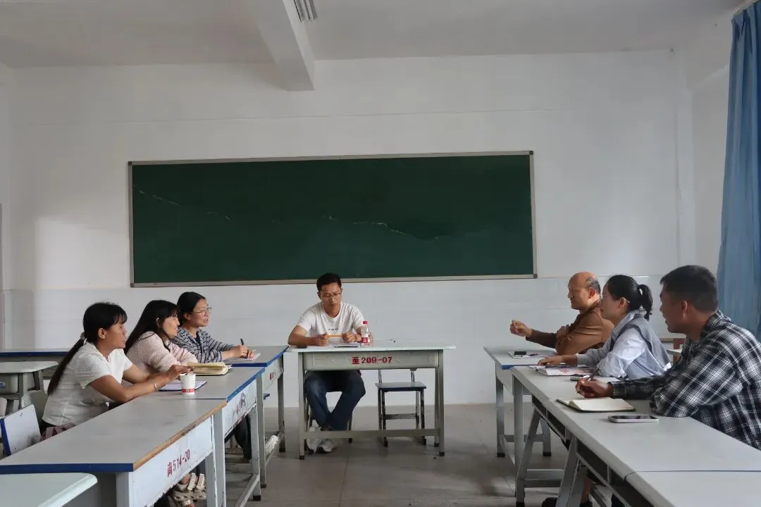 深耕课堂求实效,精准复习战中考——银生中学教育集团2026年后期备考复习研讨活动圆满举行 第44张