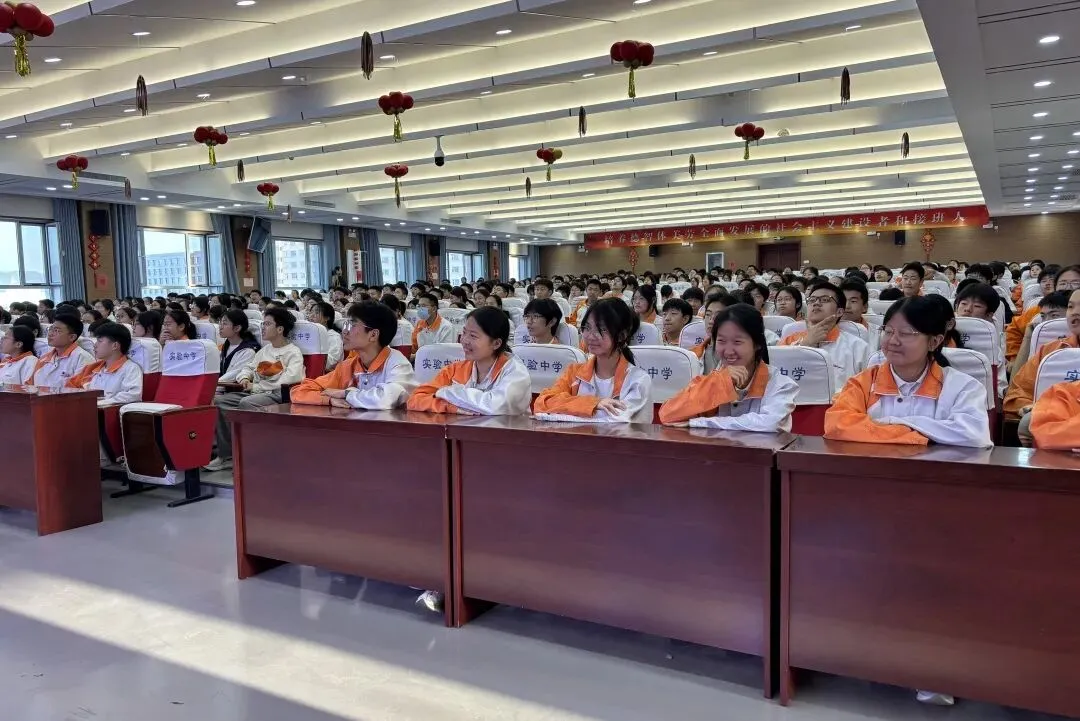 【中考】每一滴汗水都闪光,每一次奔跑都向阳—我校举办初三体育专题讲座 第7张