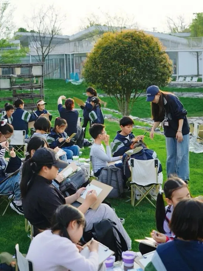 这个春天,不做试卷的答题家,做自然探索的艺术家! 第6张