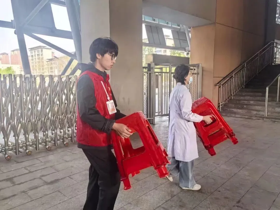 暖心护航助中考 志愿同行显初心 第6张