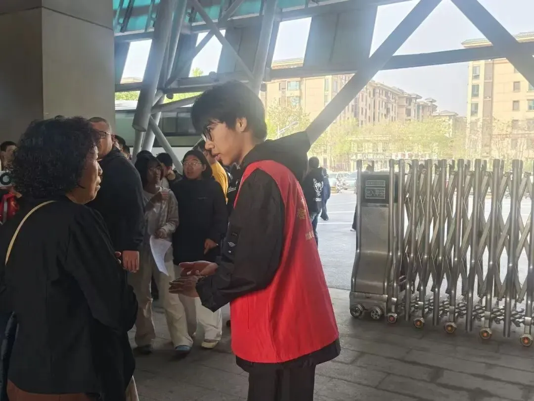 暖心护航助中考 志愿同行显初心 第10张