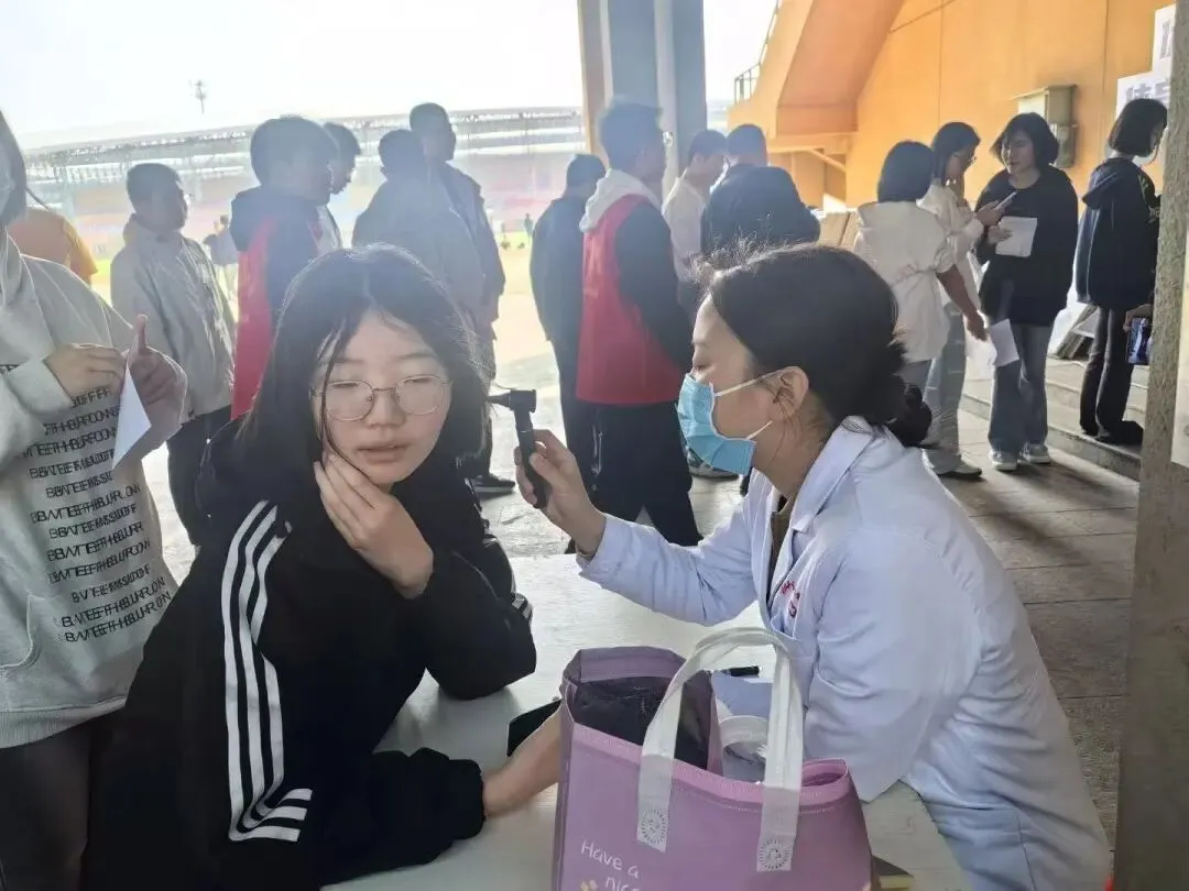 暖心护航助中考 志愿同行显初心 第14张