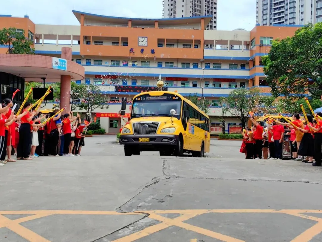 中考加油!一起见证西区学子逐梦瞬间! 第4张