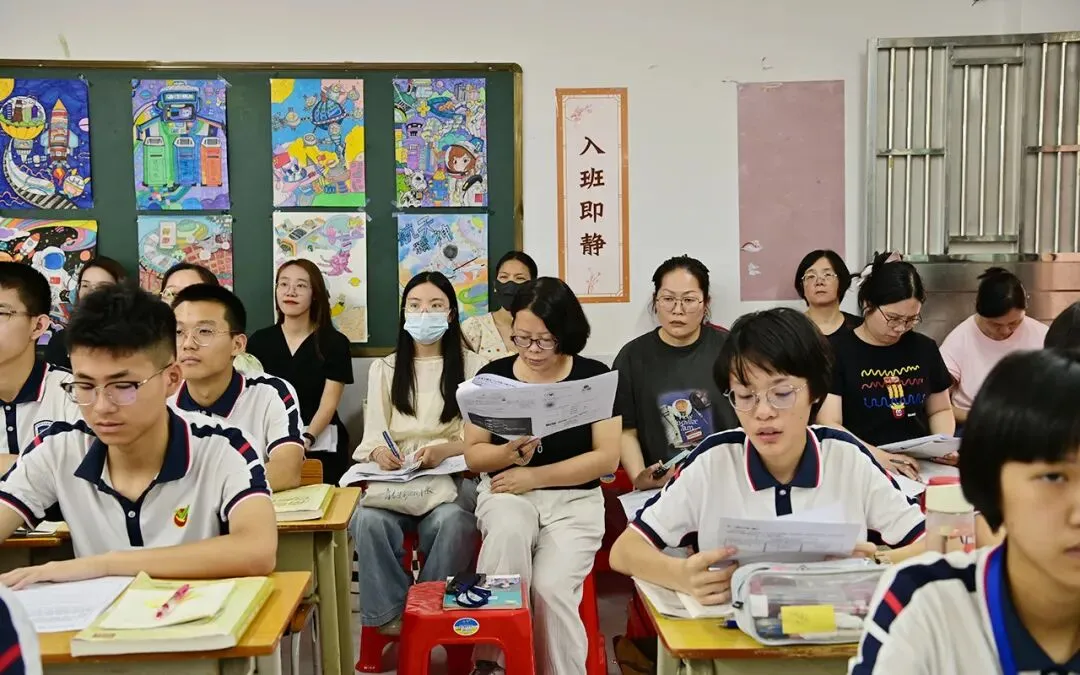 【善美儒实】聚焦中考写作 共研备考策略——区环两江初中英语教研活动在儒林实验学校举行 第6张