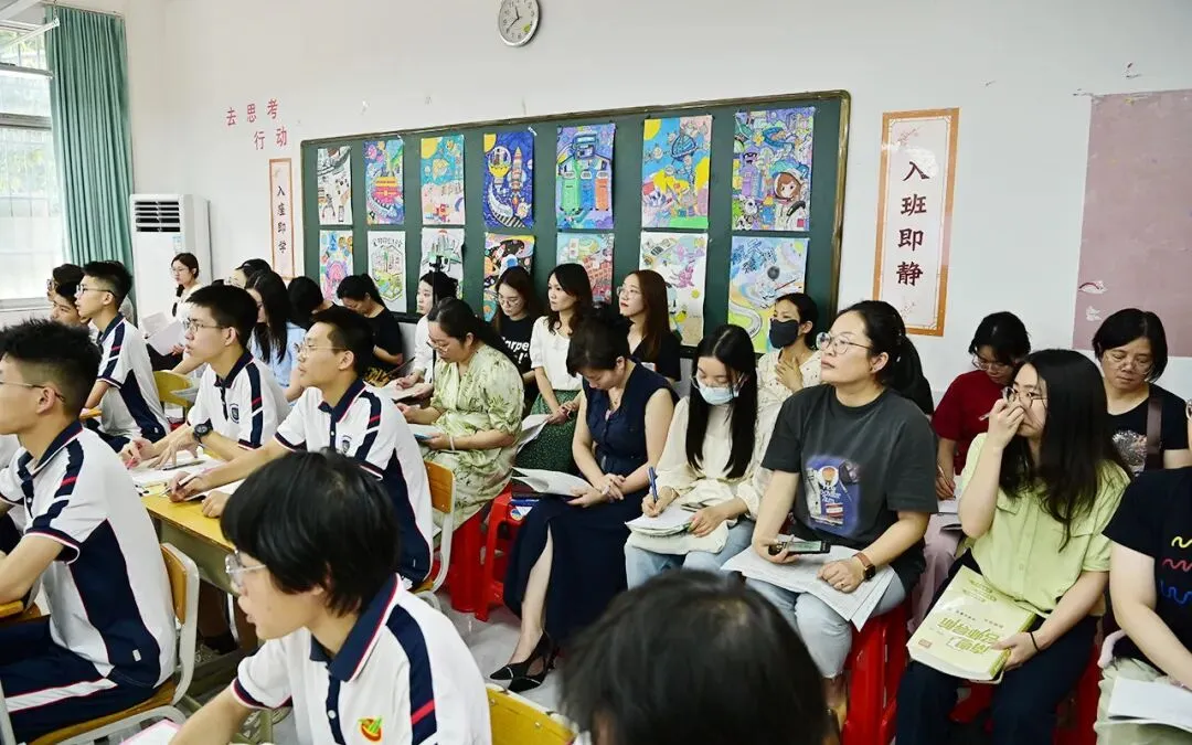 【善美儒实】聚焦中考写作 共研备考策略——区环两江初中英语教研活动在儒林实验学校举行 第9张