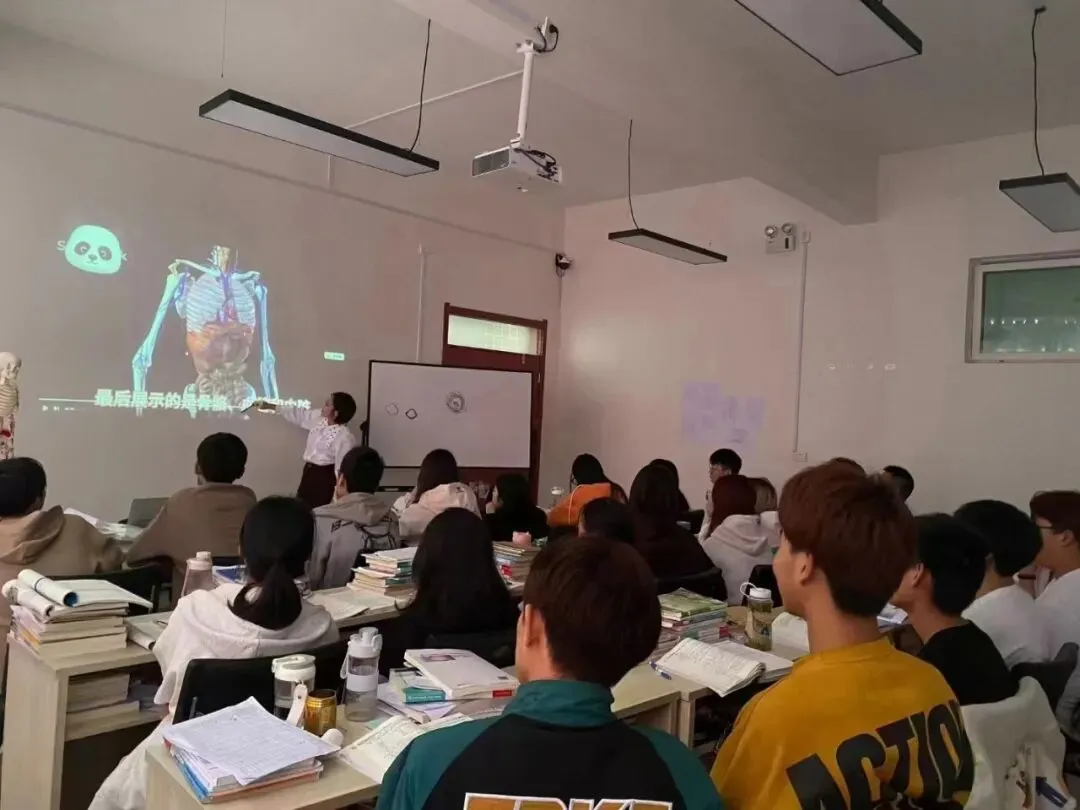 中考未到,择校先行.抢占中职黄金报名期,给孩子稳妥成才路 第1张