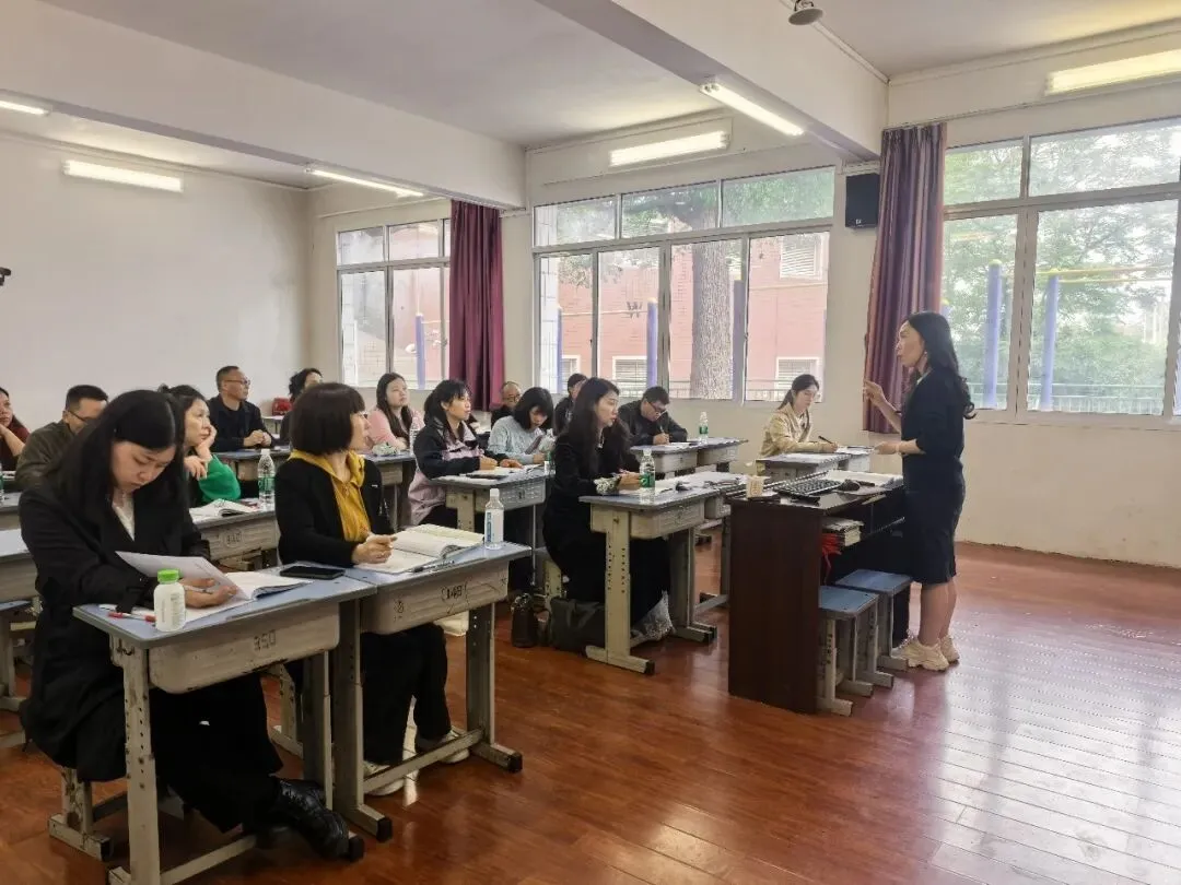 聚焦讲评提质 赋能中考冲刺 | 南华初中教共体中考总复习(语文组)试卷讲评研修 第18张