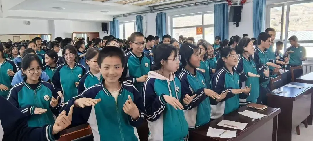 心稳致远 决胜中考 ——我校举办初三中考备考心理辅导专题讲座 第6张