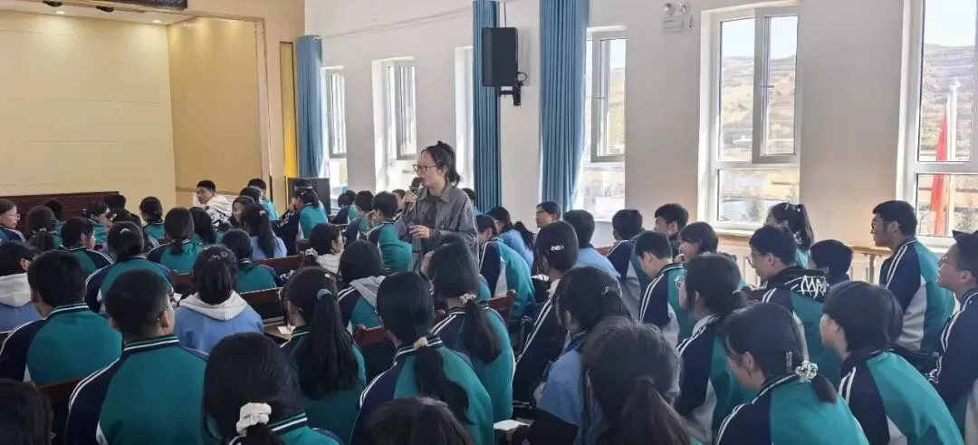 心稳致远 决胜中考 ——我校举办初三中考备考心理辅导专题讲座 第9张