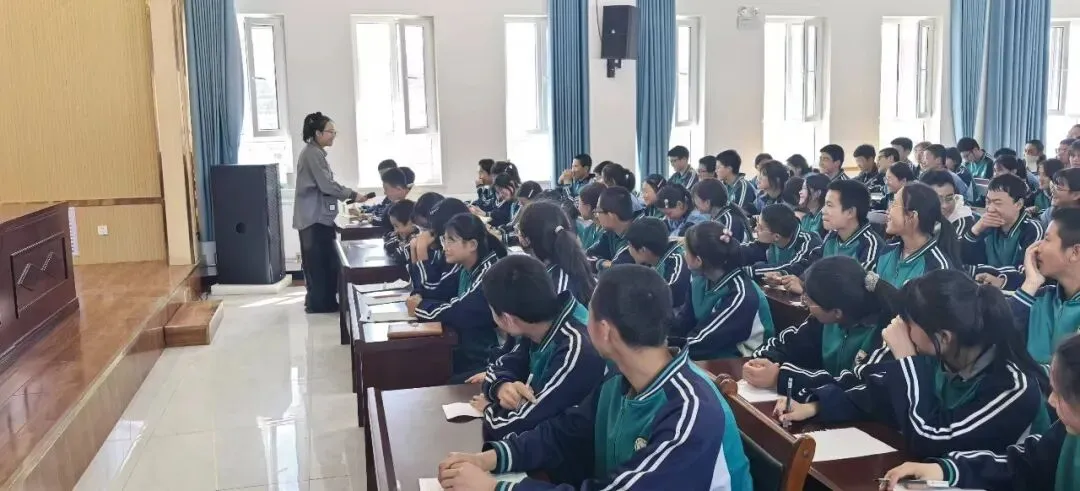 心稳致远 决胜中考 ——我校举办初三中考备考心理辅导专题讲座 第12张