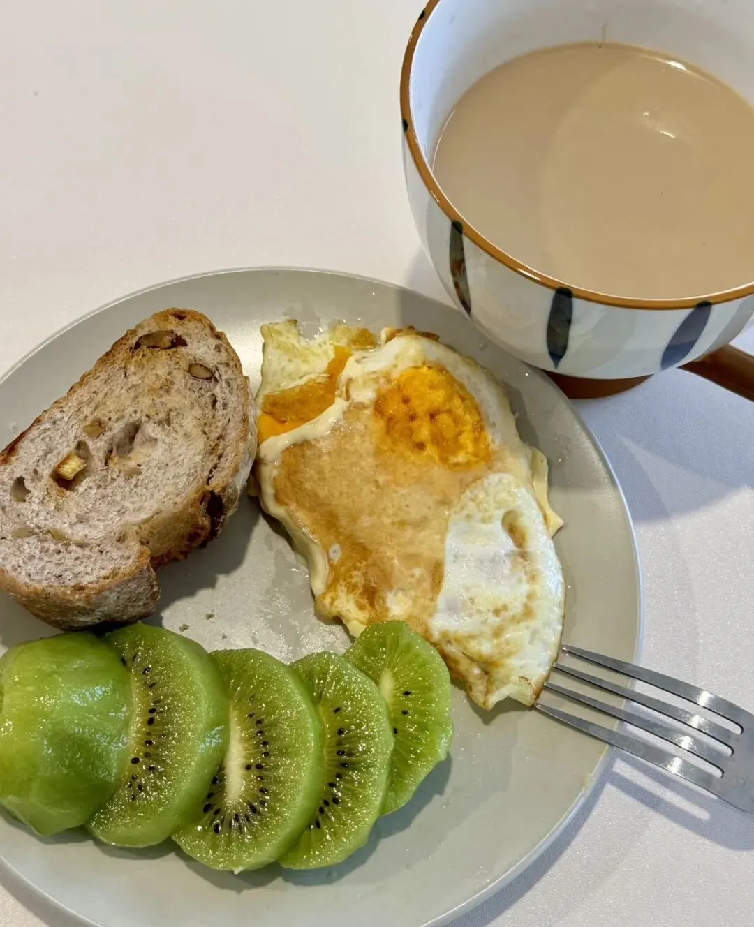 当试卷上的小纸条,照见了生活的“作弊”真相 第7张