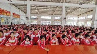 渭南高新区关工委“关爱中考学子 赋能青春梦想”心理健康教育进校园活动圆满举行 第9张