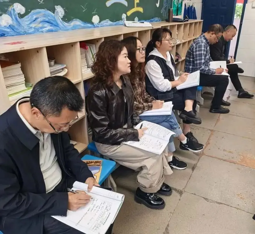 沿途致远沐春风,视导领航备中考——龙马潭区教师发展中心九年级全学科视导走进泸州市兆和学校 第24张