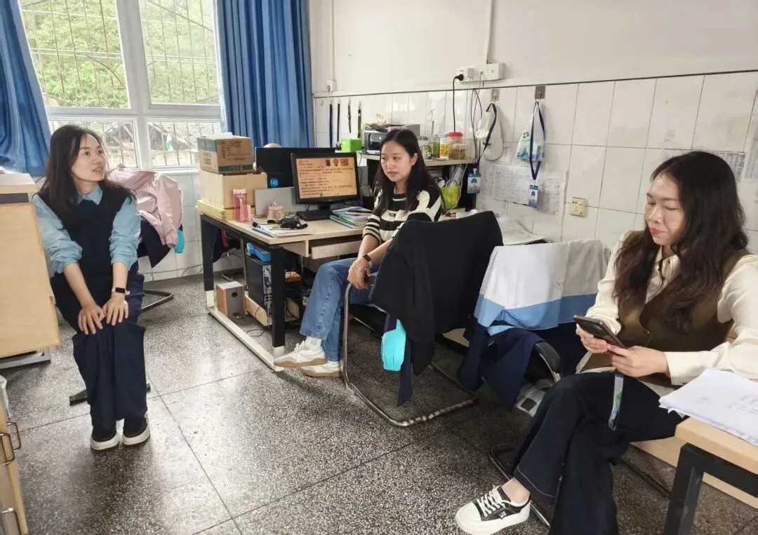 沿途致远沐春风,视导领航备中考——龙马潭区教师发展中心九年级全学科视导走进泸州市兆和学校 第40张