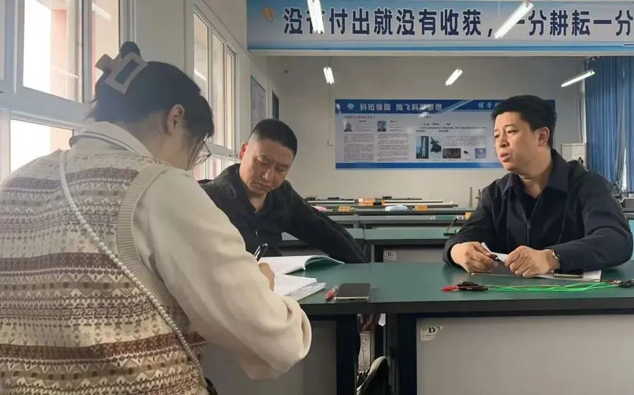 沿途致远沐春风,视导领航备中考——龙马潭区教师发展中心九年级全学科视导走进泸州市兆和学校 第41张