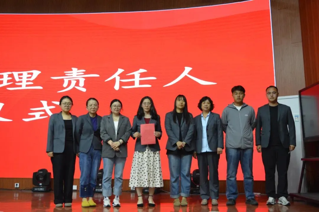 立状明志,决胜中考 | 我校举行2026年中考目标管理责任书签订仪式 第29张