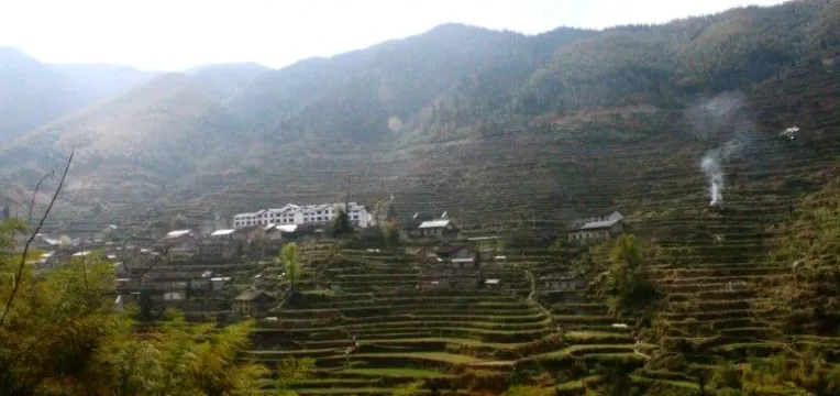 【高中语文】最新2026届高三联考模拟考作文汇编(审题+立意+高分范文) 第2张