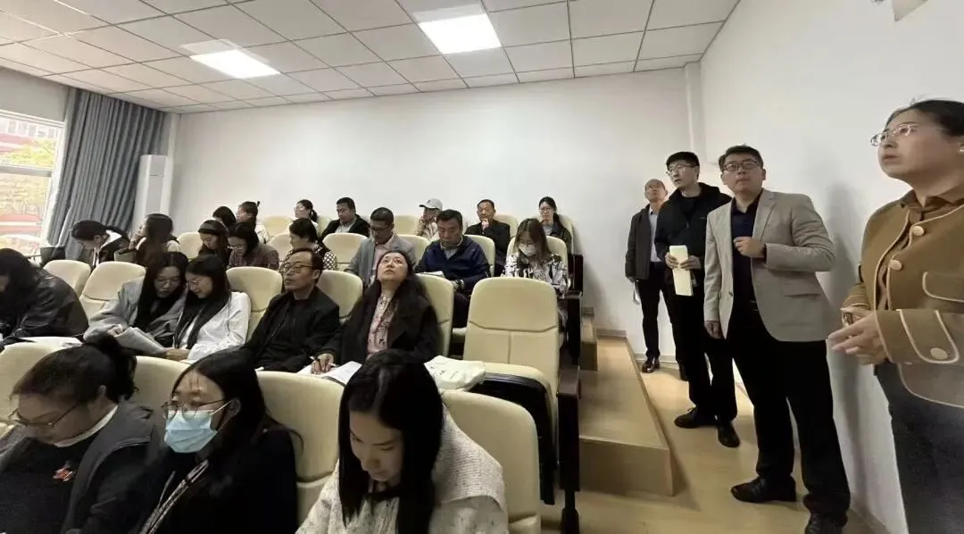 研真题 精讲解 促提升——枣庄十八中成功举办区首届高考真题“研题・讲题”活动 第9张