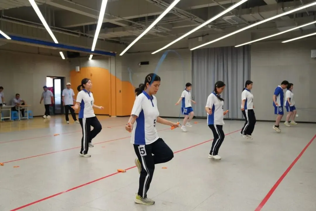 中考体育圆满收官!坪山6600余名学子拼搏致敬青春 第11张