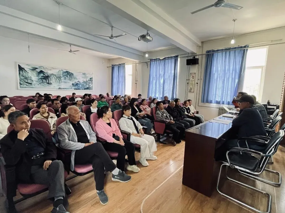 【家校共育】天王镇初级中学:凝心聚力迎中考 家校同心筑梦想——召开九年级前家长会 第7张