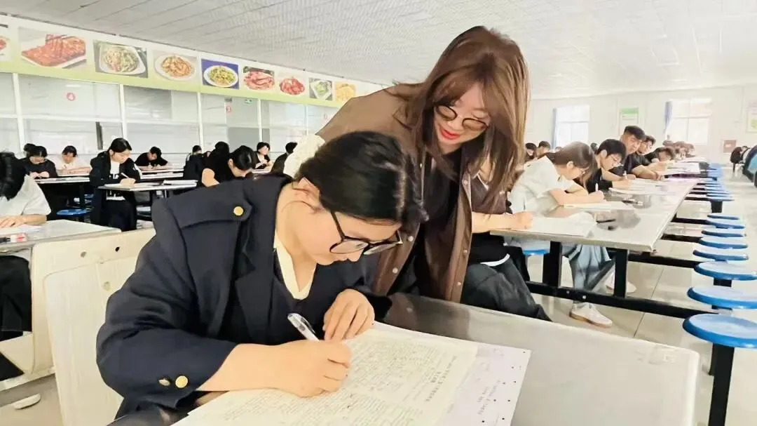 厉兵秣马迎鏖战 全真模拟试锋芒丨我校高三高考适应性考试顺利举行 第15张