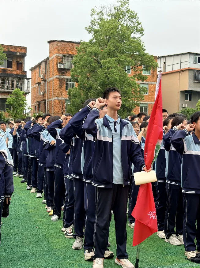 拼搏今朝,圆梦中考——2026届初三年段表彰暨中考动员大会 第37张
