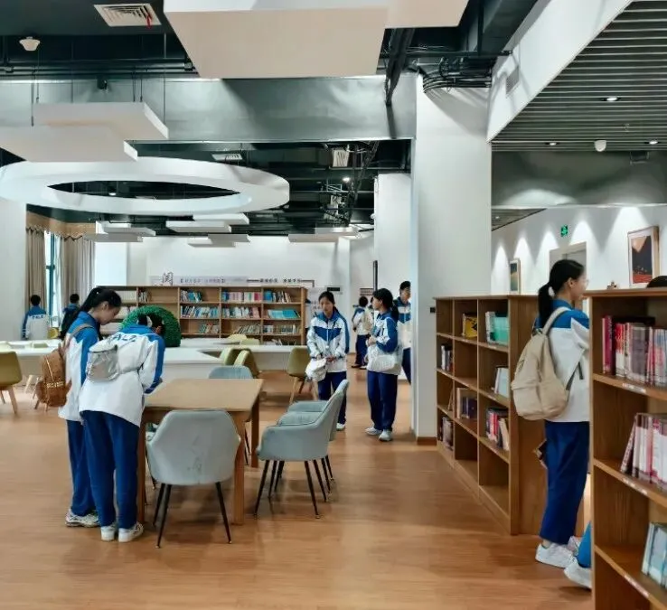 探梦一中筑初心 励志前行赴中考丨福安六中初三优秀学子赴福安一中交流参观 第6张