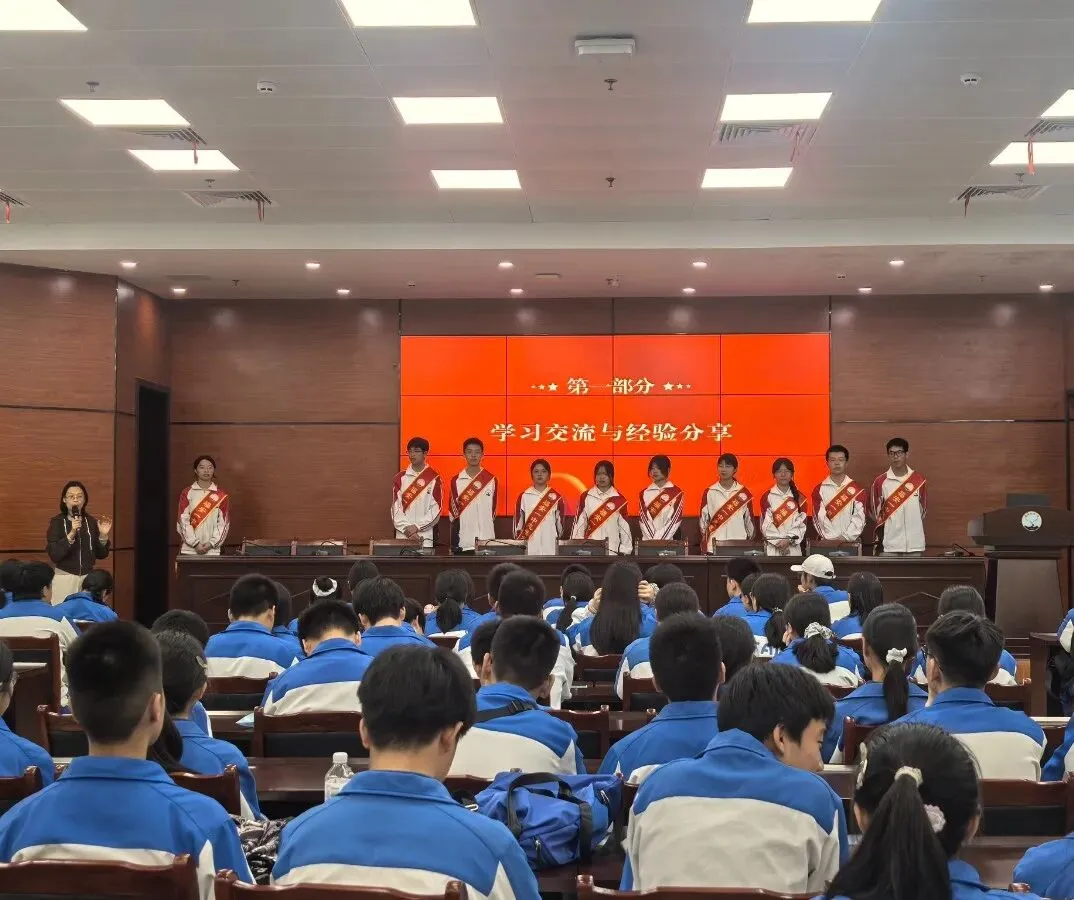 探梦一中筑初心 励志前行赴中考丨福安六中初三优秀学子赴福安一中交流参观 第14张