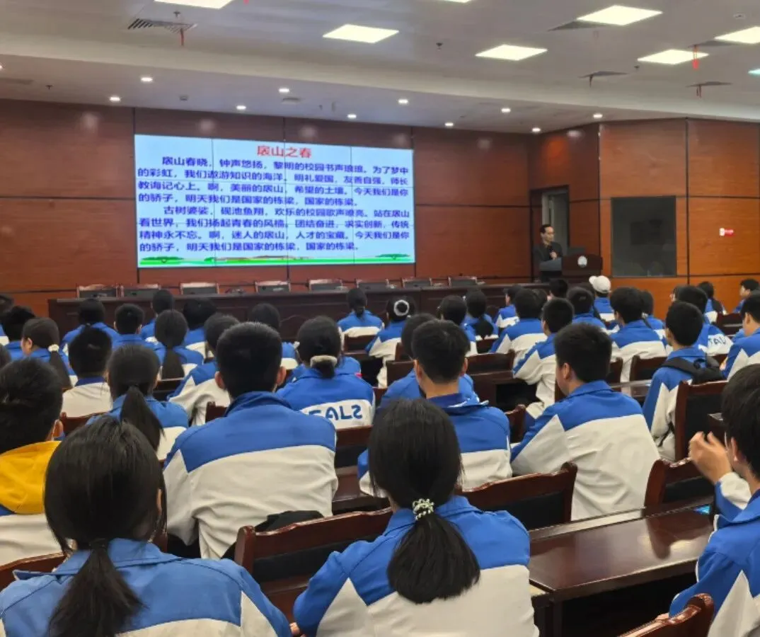 探梦一中筑初心 励志前行赴中考丨福安六中初三优秀学子赴福安一中交流参观 第15张