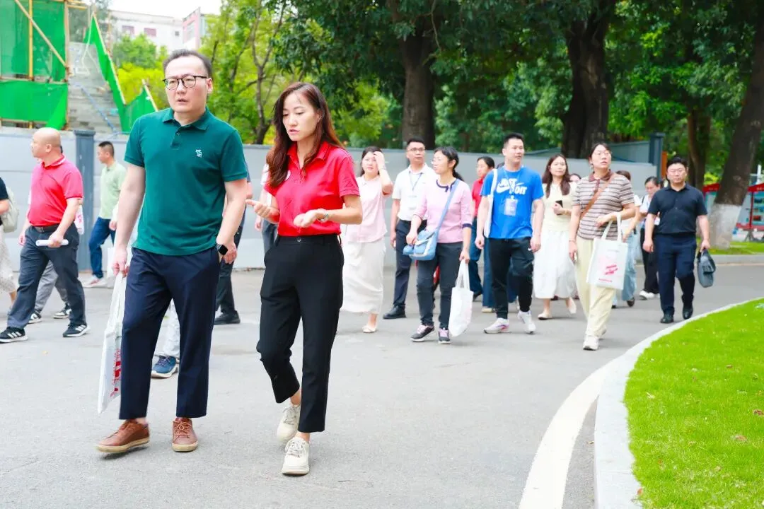 研途有悟,备考有路 | 肇庆市端州区中考备考研修团走进顺德一中外国语学校 第3张