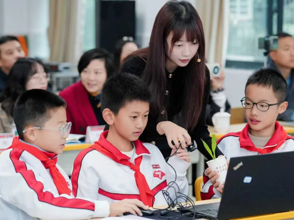 中考政策公布,5月1日来环球中心面对面咨询150所中学 第16张