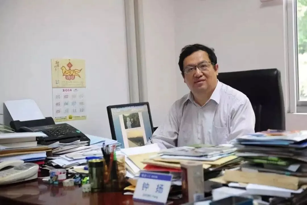 2026年中考素材综合 | 最全版近6年感动中国人物素材汇编【2018-2025年感动中国人物素材+技法】 第67张