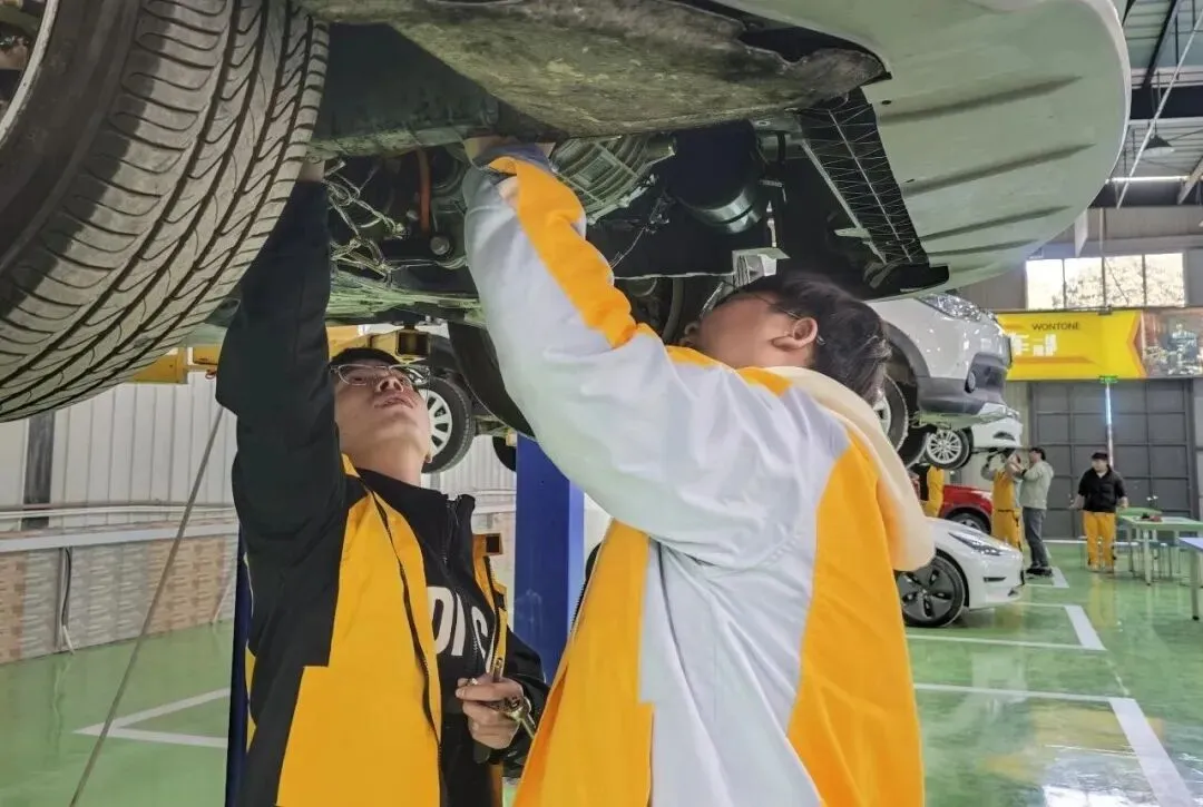 中考落榜≠未来无望!16岁杨晓:一个明智的选择,逆袭精彩的人生! 第8张