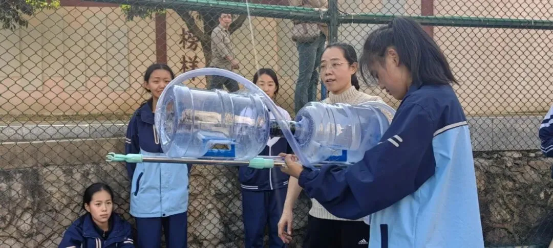 中考护航践初心,良师领航育新苗||张霞老师:以物理探真知,以笃行伴 第15张