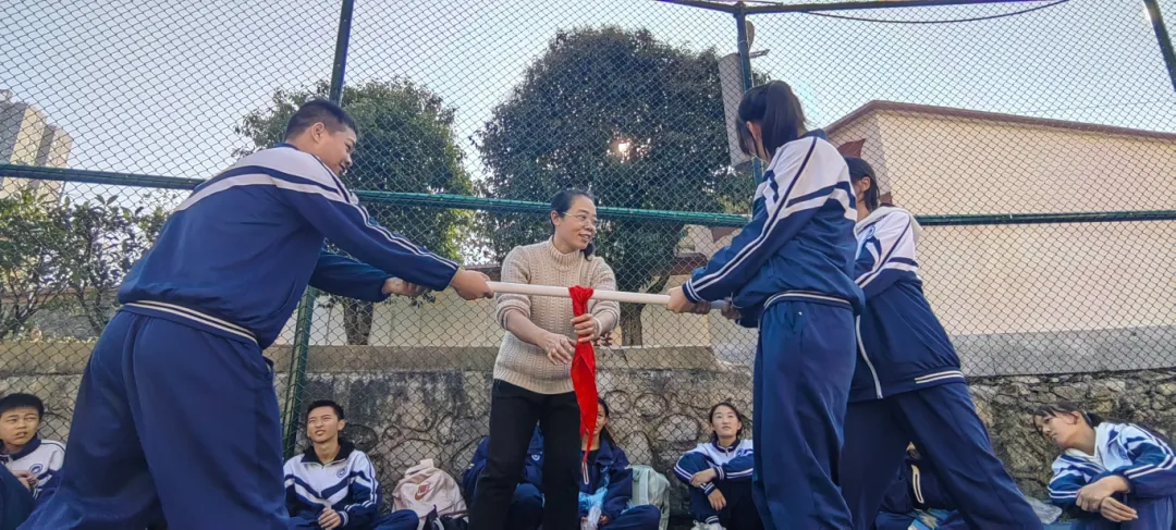 中考护航践初心,良师领航育新苗||张霞老师:以物理探真知,以笃行伴 第16张