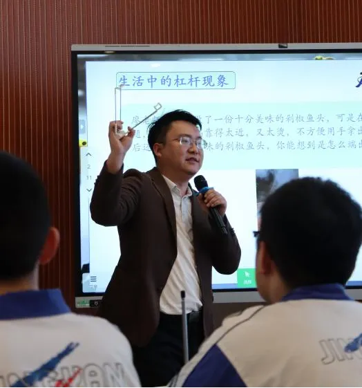 【特别关注】聚焦核心素养,共研中考策略——株洲市2026年物理学科研讨会在景炎初级中学隆重举行 第7张