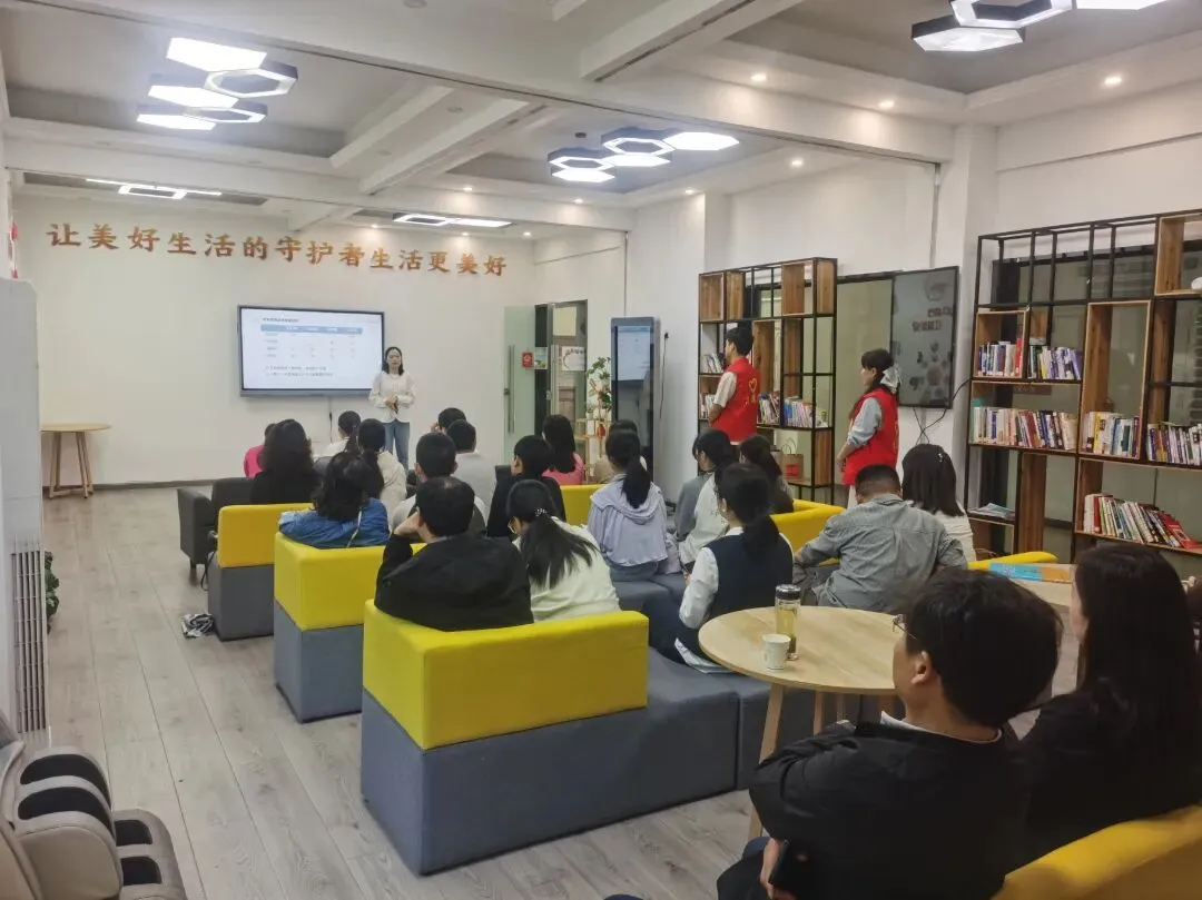 长墩堤社区丨中考公益讲座 助力学子冲刺 第11张