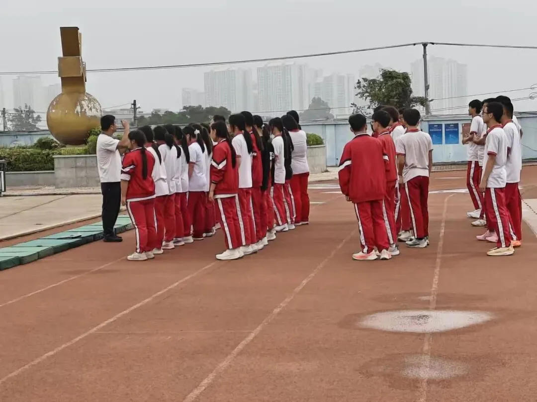 视导把脉明方向 聚力攻坚战中考——区教师进修学校莅临我校开展初三毕业班教学视导工作 第18张