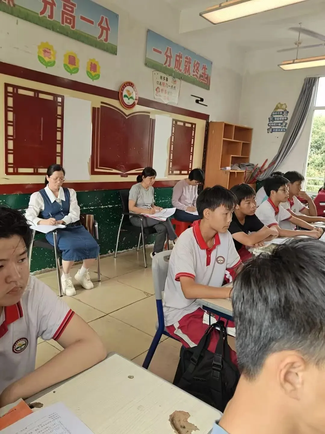 视导把脉明方向 聚力攻坚战中考——区教师进修学校莅临我校开展初三毕业班教学视导工作 第21张