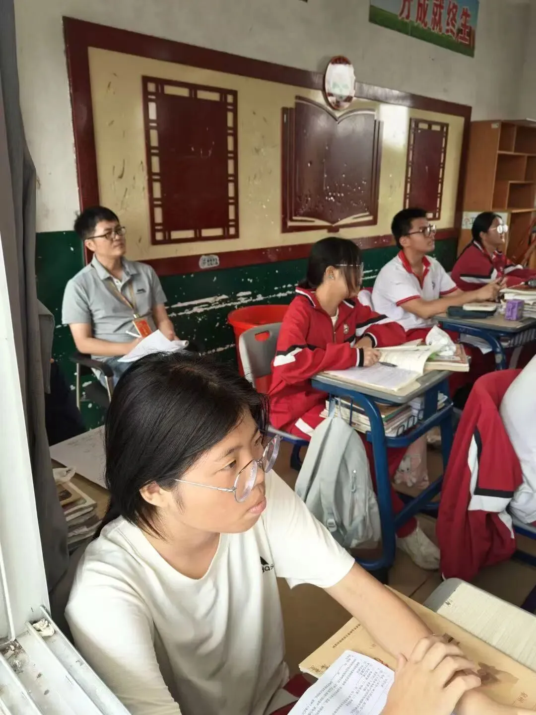 视导把脉明方向 聚力攻坚战中考——区教师进修学校莅临我校开展初三毕业班教学视导工作 第23张