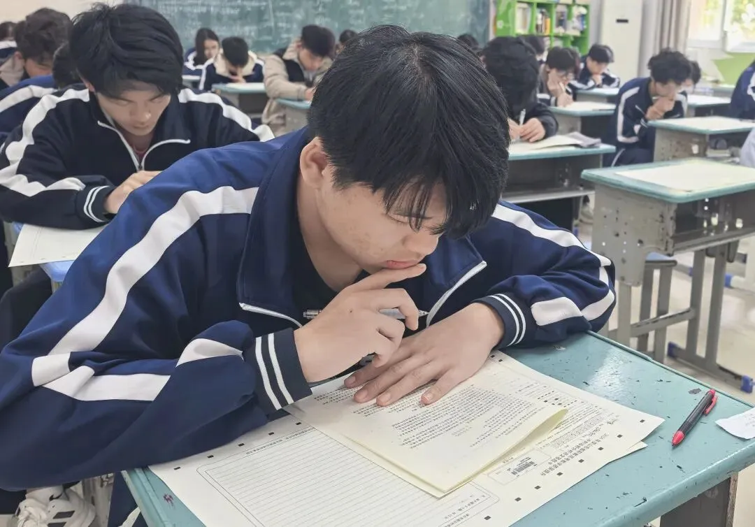 菏泽育华职业中等专业学校举行高三第二次模拟考试 第3张