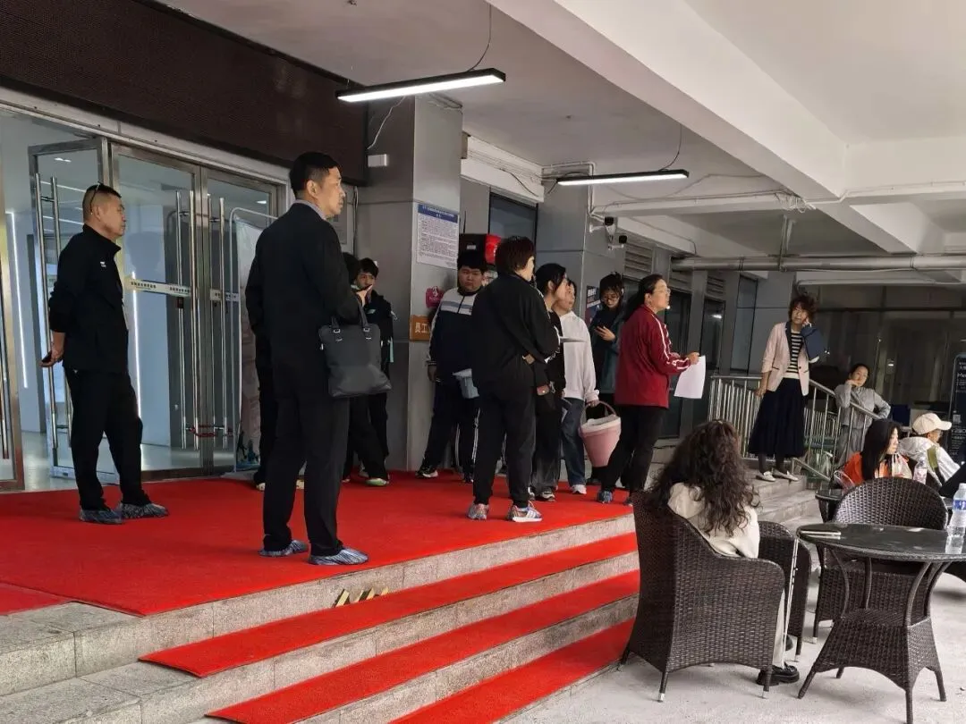 圆满收官!体育中考游泳考试顺利落幕 第1张