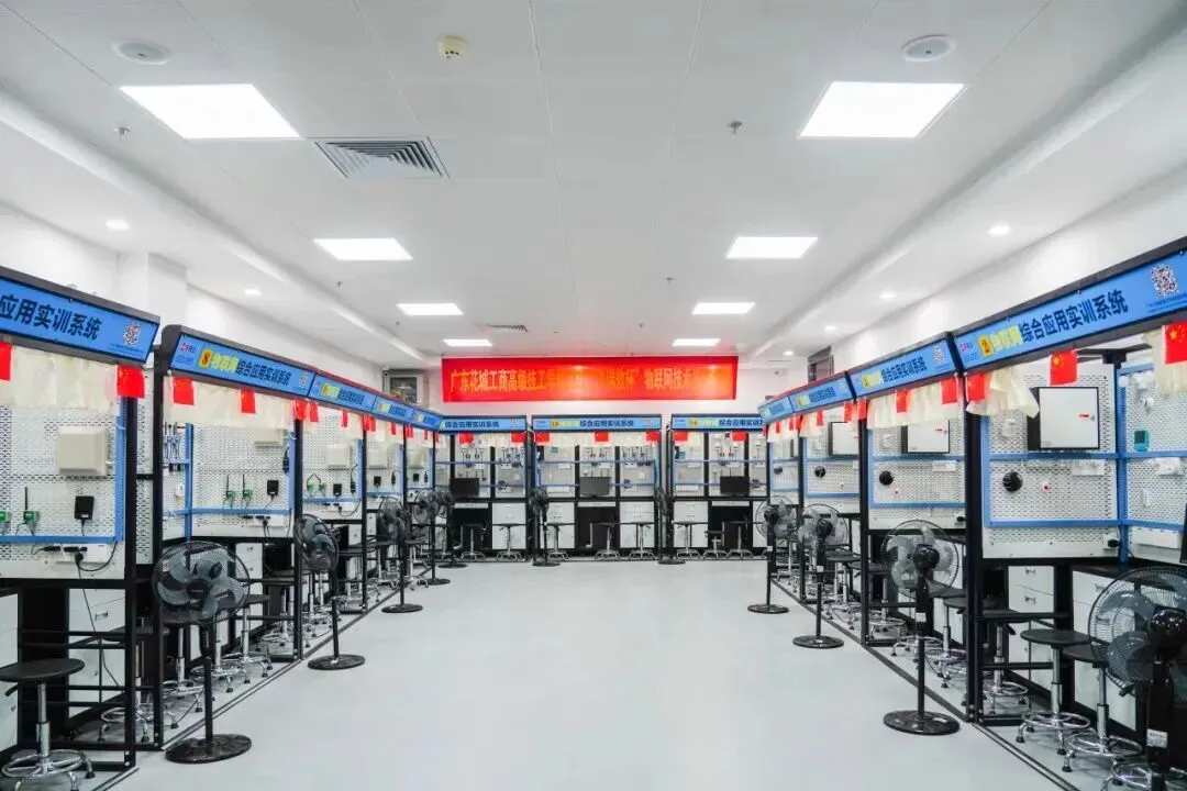 有温度的教育 | 我校助力花都区体育中考,爱心物资为考生护航 第13张