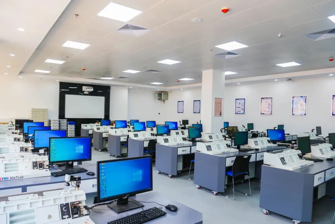 有温度的教育 | 我校助力花都区体育中考,爱心物资为考生护航 第15张