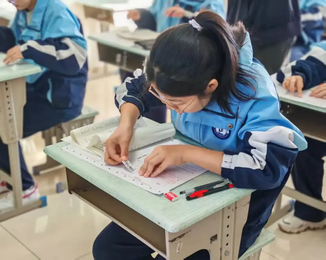 无畏前路 全力奔跑丨高三年级第一次模拟考试及冲本部高一高二年级月考纪实 第12张